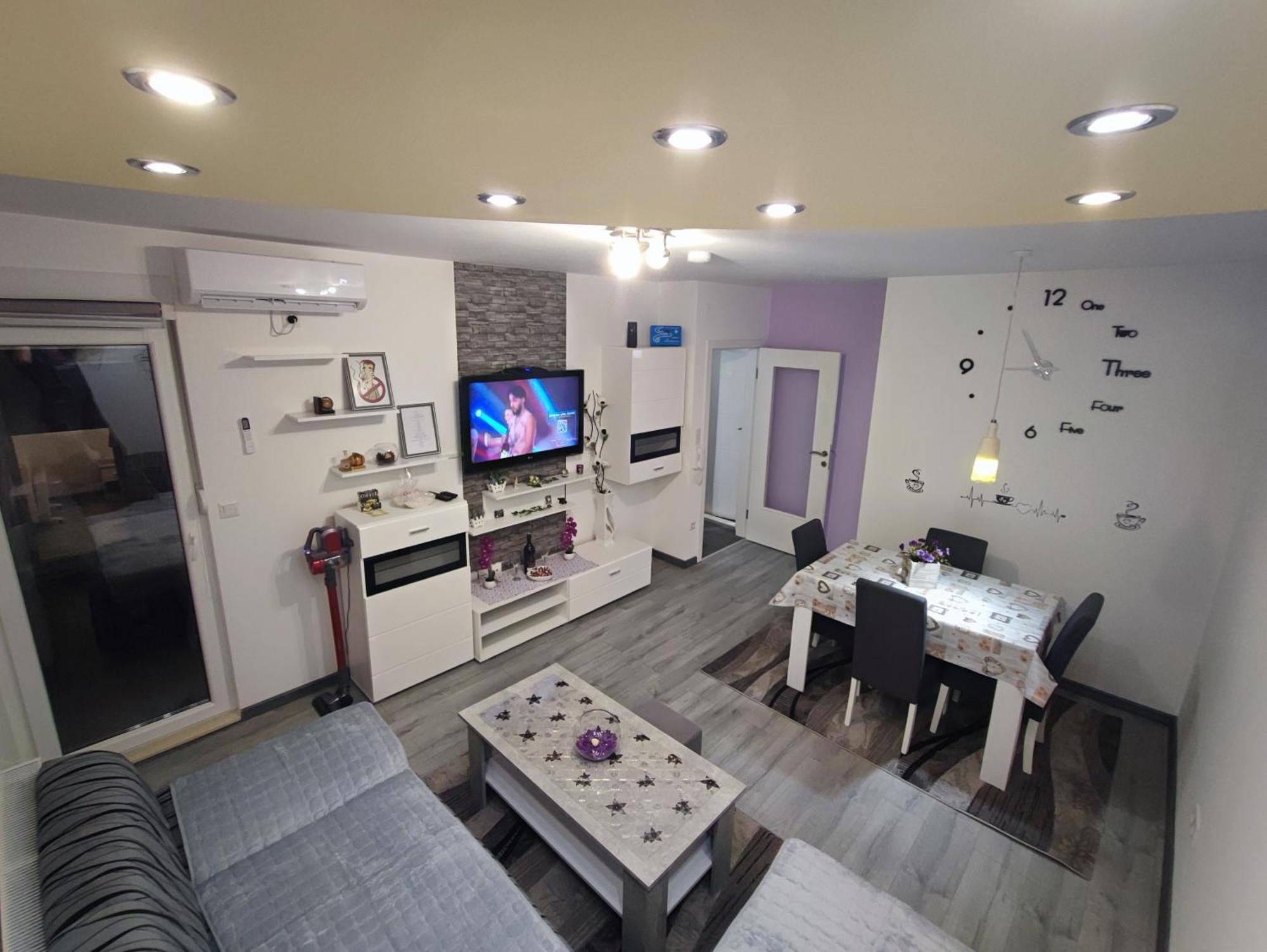 Stan Na Dan Apartman Krisfil Prnjavor Exterior foto